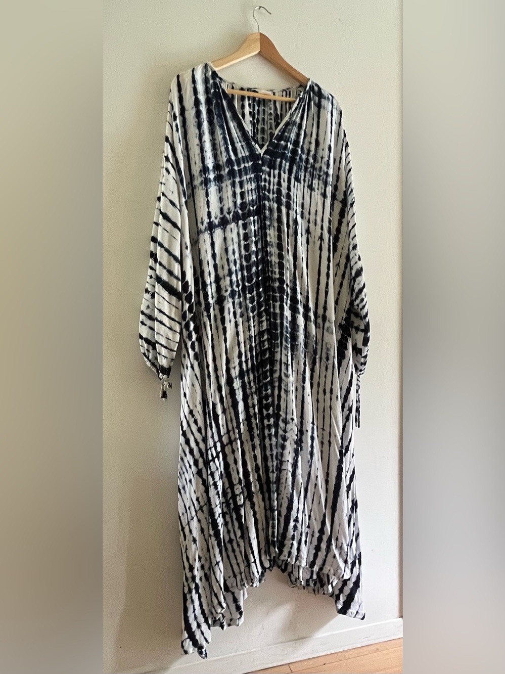 Caftan Tie Dye Navy & White XXL